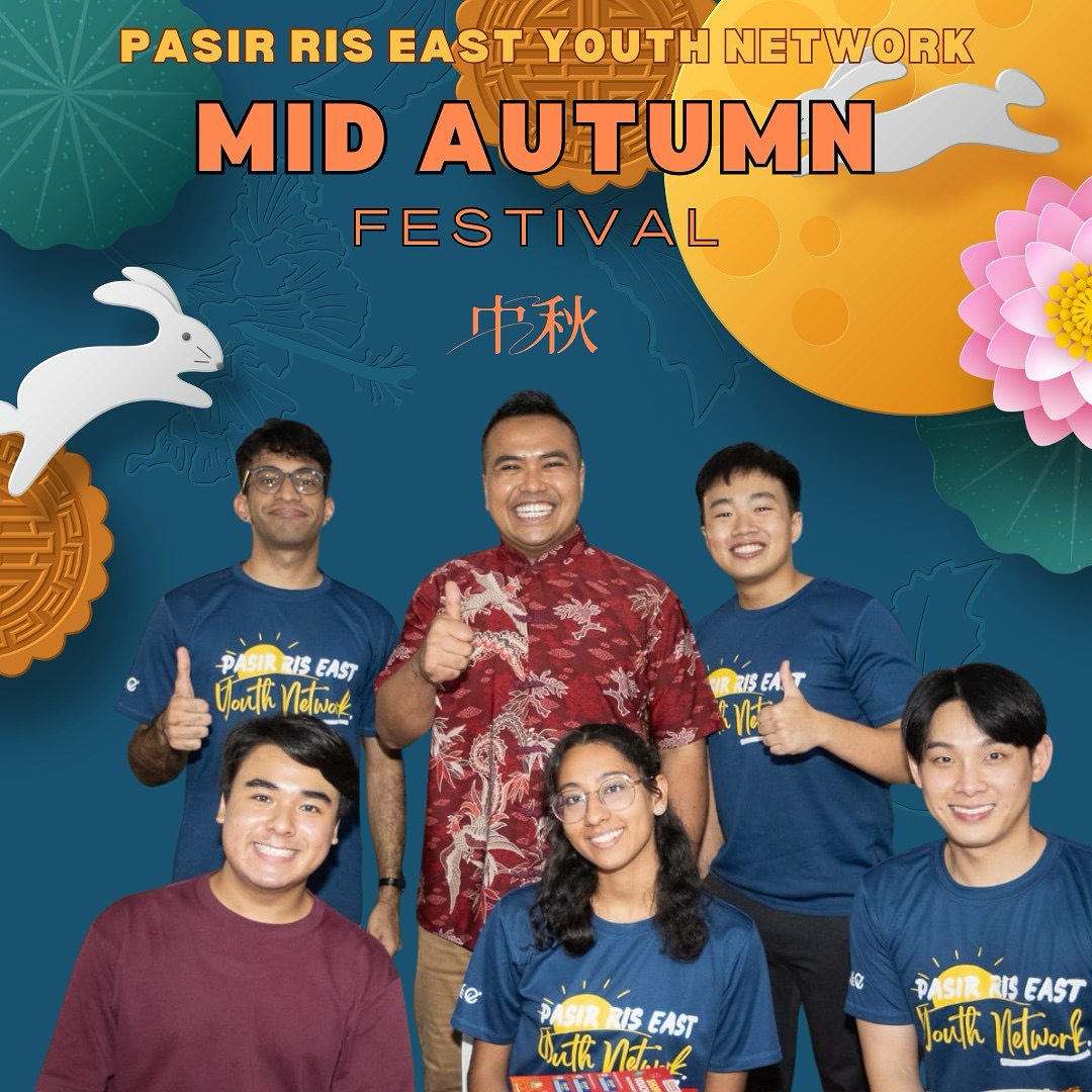 Mid-Autumn Festival volunteering (Pasir Ris East Youth Network)